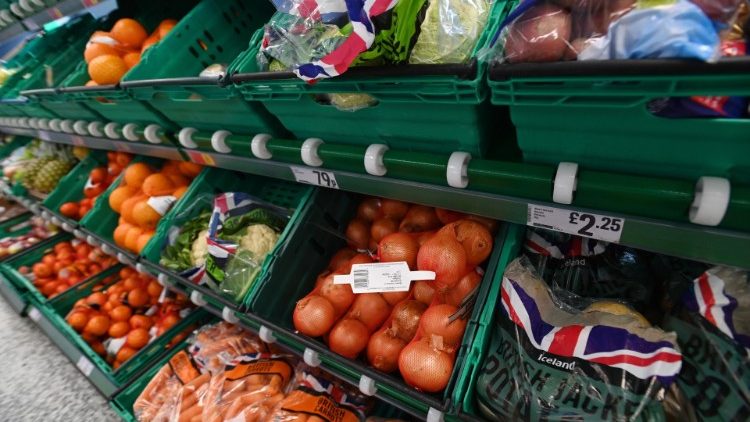 Global food prices rise  as a result of Russia’s invasion of Ukraine