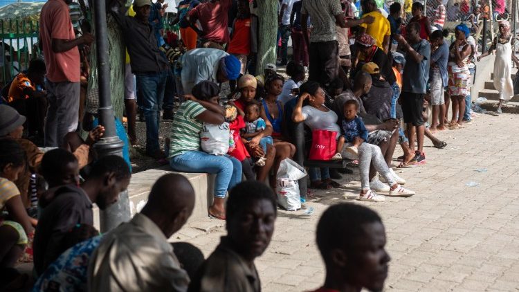 Haitians in the capital forced to flee their neighborhoods due to gang violence