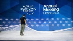 Si lavora a Davos in Svizzera per ultimare i preparativi dell'apertura, domenica 22 maggio, del World Economic Forum 2022 
