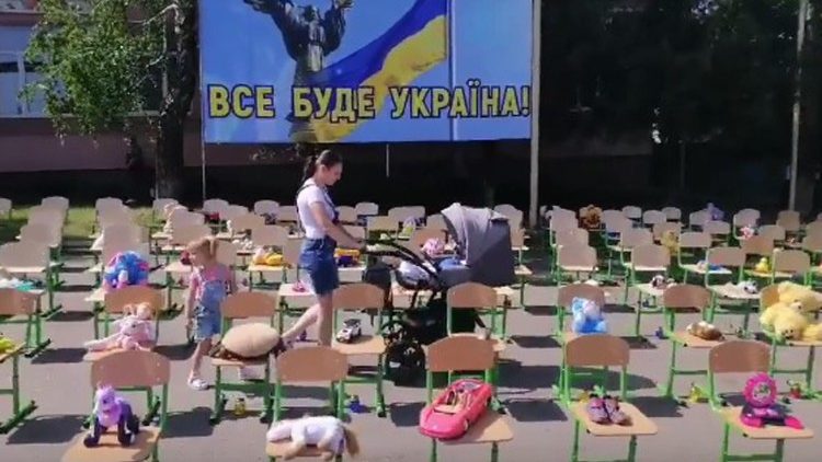  „Requiem“ mirusiems vaikams atminti Dobroslave, Odesijos srityje, Ukrainoje