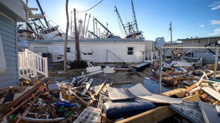 ハリケーンの被害を受けた米フロリダ州フォートマイヤーズビーチ　2022年10月2日