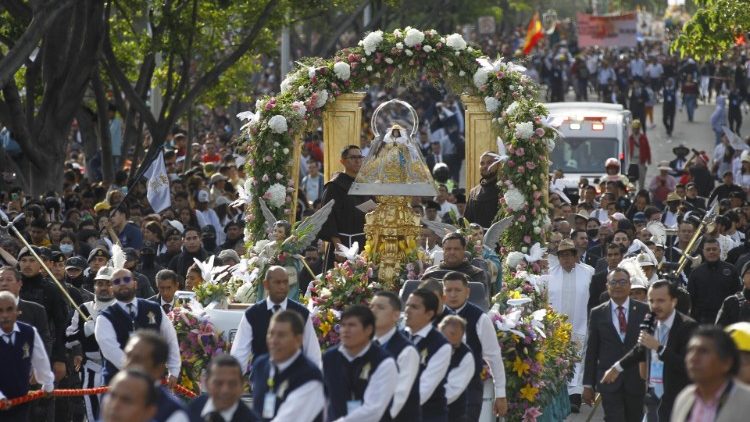 Kiệu Đức Mẹ Zapopan ở Mexico
