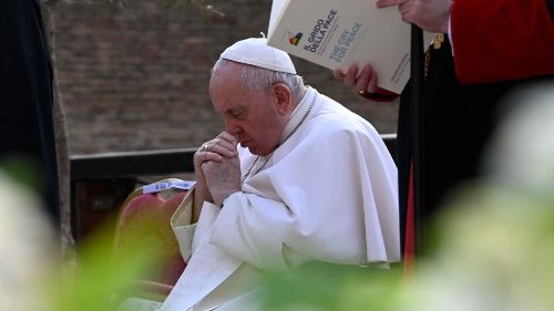 Papst: „Ich bin den Betroffenen des Anschlags im Kongo nahe“