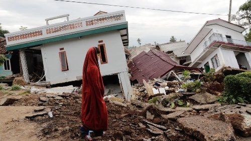 Tremblement de terre en Indonésie, la prière du Pape