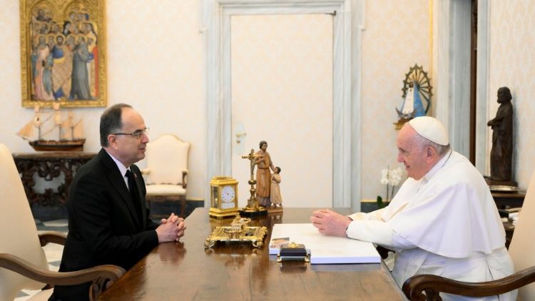 教宗接见阿尔巴尼亚总统贝加伊