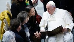 Papież do Ukraińców: niech narodziny Zbawiciela doprowadzą do pokoju