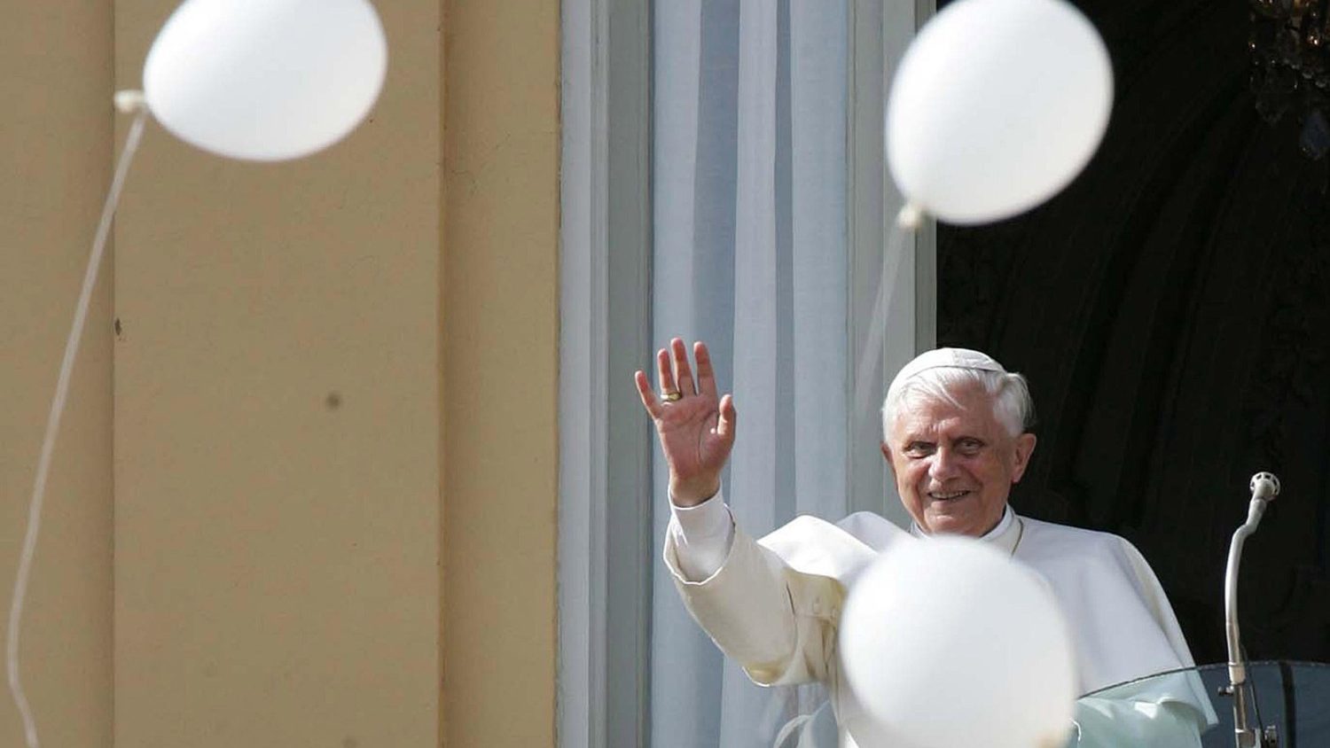 Radio Vaticana con voi Speciale Benedetto XVI