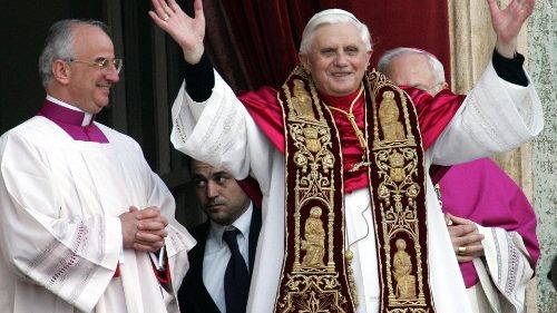 Réécouter la voix de Benoît XVI: la sélection de Radio Vatican
