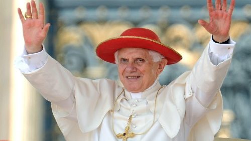 Cardinal Ambongo: Benoît XVI a su combiner «grandeur» et «humilité»