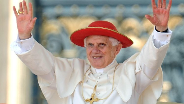 Ratzinger:funerali 5 gennaio Piazza S.Pietro,presiede Papa