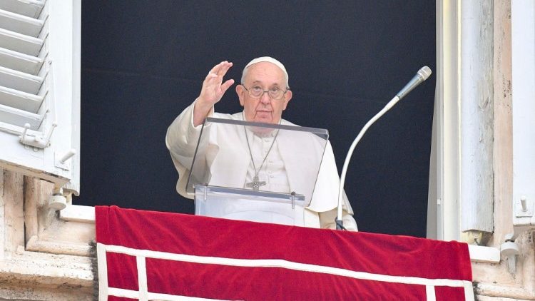 Ferenc pápa január 6-án az Úrangyalakor