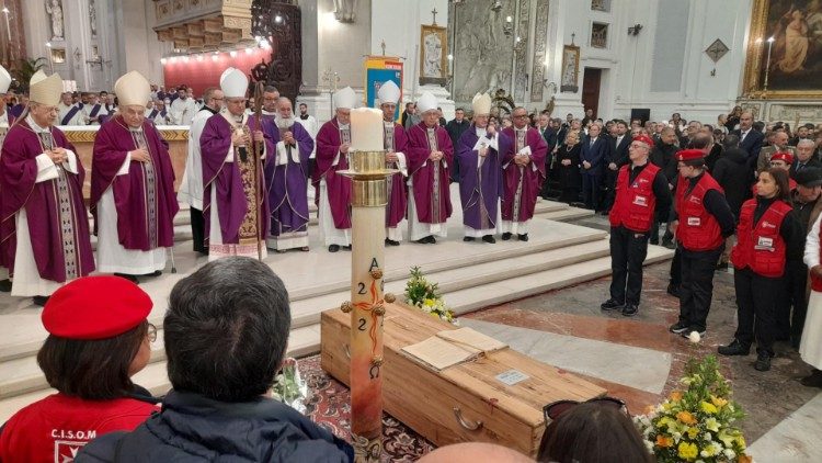 I funerali a Palermo di Biagio Conte