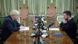 Former British prime minister Johnson visits Kyiv