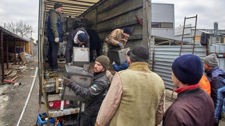 Humanitäre Hilfe trifft in Charkiw ein