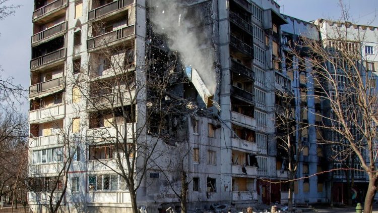 Zerstörte Einrichtung in der Nähe von Charkiw