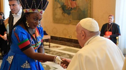 Le Pape encourage des femmes en dialogue pour construire la paix