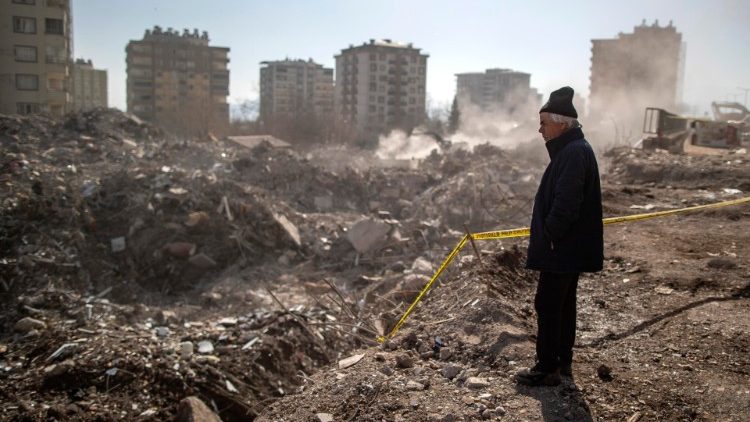 Ruines à Kahramanmaraş, au sud de la Turquie, le 18 février 2023, douze jours après le séisme. 