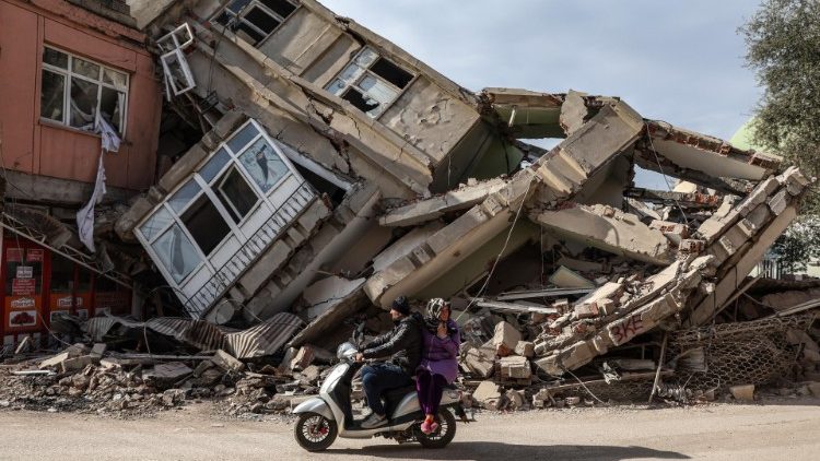 Zgrade srušene u potresu u Adiyamanu, u Turskoj