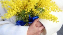 8 marzo: donna ucraina, sogniamo riabbracciare i nostri mariti