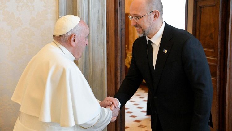教皇フランシスコ、ウクライナのシュミハリ首相を迎えて　2023年4月27日