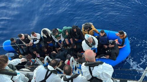 Decenas de víctimas por otro naufragio frente a Lampedusa