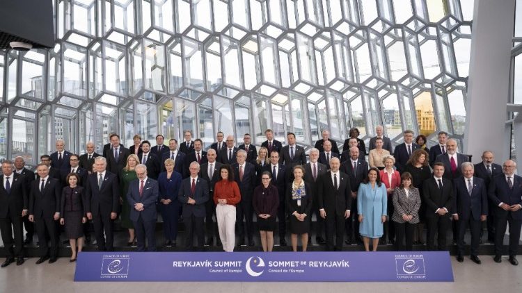 Az Európa Tanács izlandi csúcstalálkozójának résztvevői