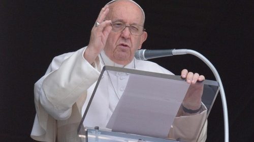 Papst bei Mittagsgebet zu Pfingsten: Hl. Geist befreit von Angst