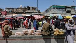 Un barrio de Haití donde se distribuyen bienes de primera necesidad