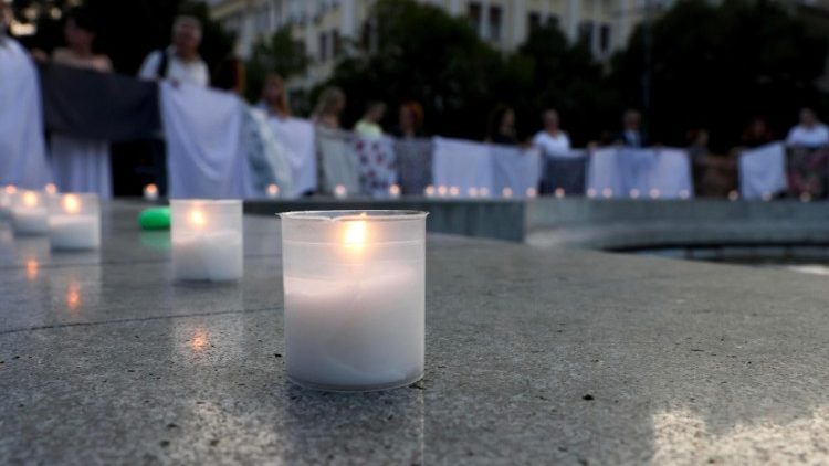 Cérémonie à Belgrade en hommage aux victimes du massacre de Srebrenica, le 11 juillet 1995. 