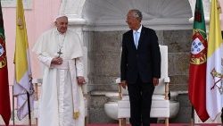 Papa Francesco con il presidente portoghese Marcelo Rebelo de Sousa
