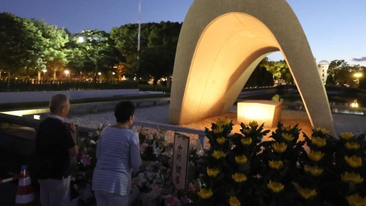 Tưởng niệm 78 năm vụ nổ bom nguyên tử tại thành phố Hiroshima 