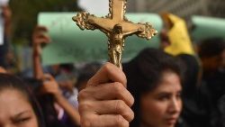  Protest von Christen gegen die Ausschreitungen in Faisalabad