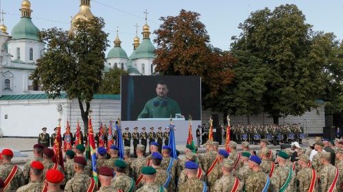 Ukraine: Selenskyj betet am Nationalfeiertag mit Religionsvertretern