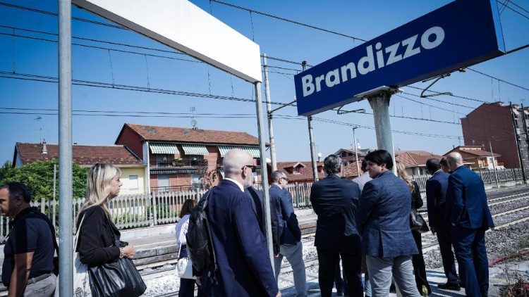 Schwerer Arbeitsunfall auf den Gleisen in Brandizzo bei Turin