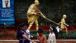 மகாத்மா காந்தியின் 154வது பிறந்த நாள் கொண்டாட்டம்