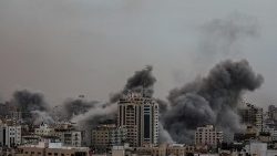 Израелски бомбардировки над Газа