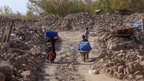Terremoto en Afganistán, el Papa: Ayudemos a la población ya tan probada
