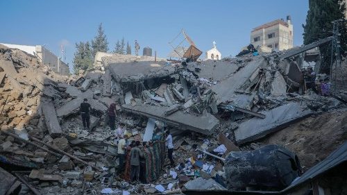 Ataque aéreo atinge  complexo da igreja greco-ortodoxa em Gaza 