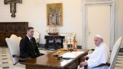 Denis Bećirović,  bosnischer Vertreter im Staatspräsidium von Bosnien und Herzegowina, war an diesem Samstag bei Papst Franziskus