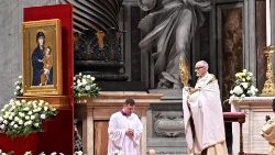 Pope Francis leads Prayer for the Peace