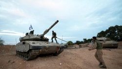 Israeli tanks guard along Lebanon border