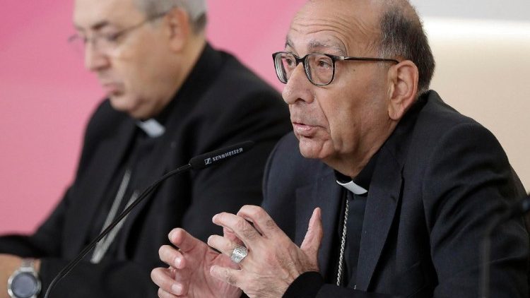 Cardinal Omella at the press conference on the Gabilondo Report