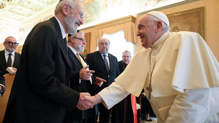 Popiežius pasveikino Europos rabinų konferencijos delegaciją