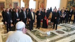 Ferenc pápa találkozik az európai rabbik konferenciája tagjaival 