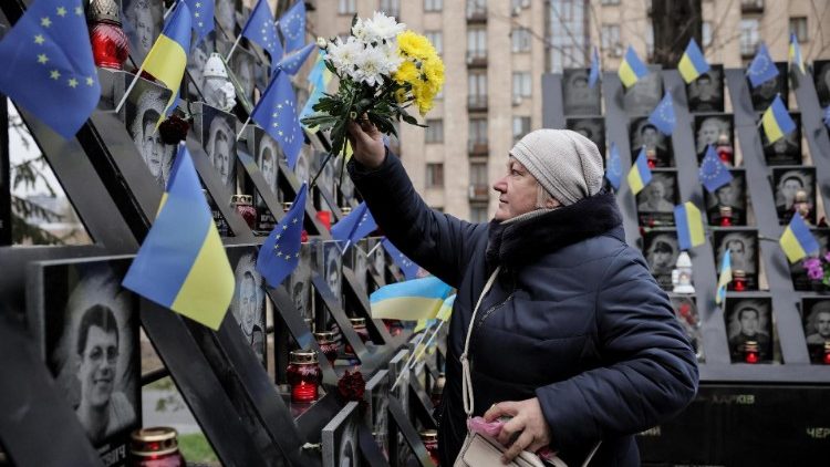 Ukrainer begehen den Jahrestag der Revolution der Menschenwürde 