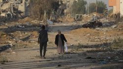 Mit Inkrafttreten des Waffenstillstandsabkommens evakuieren immer mehr Palästinenser aus dem Norden in den südlichen Gazastreifen