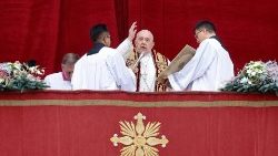 Il Papa,quante stragi d'innocenti nel mondo,i Ges� di oggi