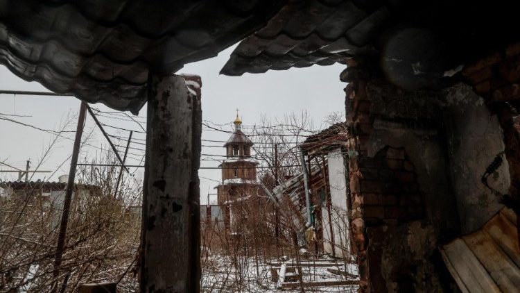 Zniszczony kościółek w Hulajpolu w regionie zaporoskim, grudzień 2023 r.
