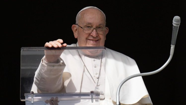 Il Papa, la guerra � un crimine contro l'umanit�