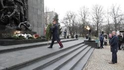 A Varsovie en Pologne, cérémonie à la mémoire des victimes de l'Holocauste, vendredi 26 janvier 2024. 